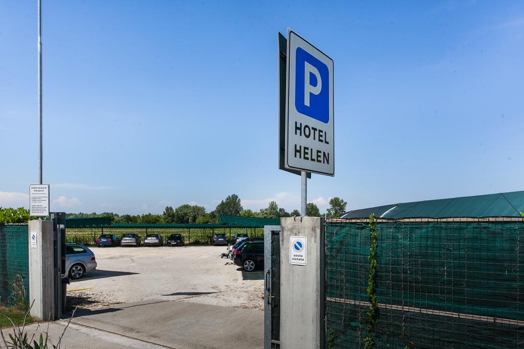 Hotel Helen Caorle Esterno foto