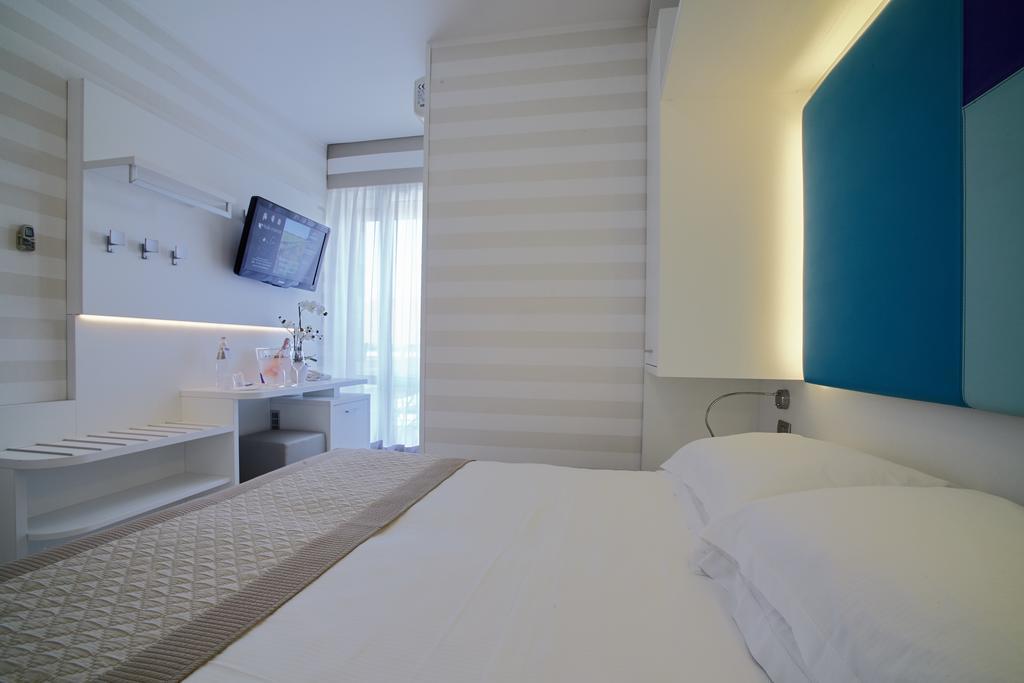 Hotel Helen Caorle Esterno foto