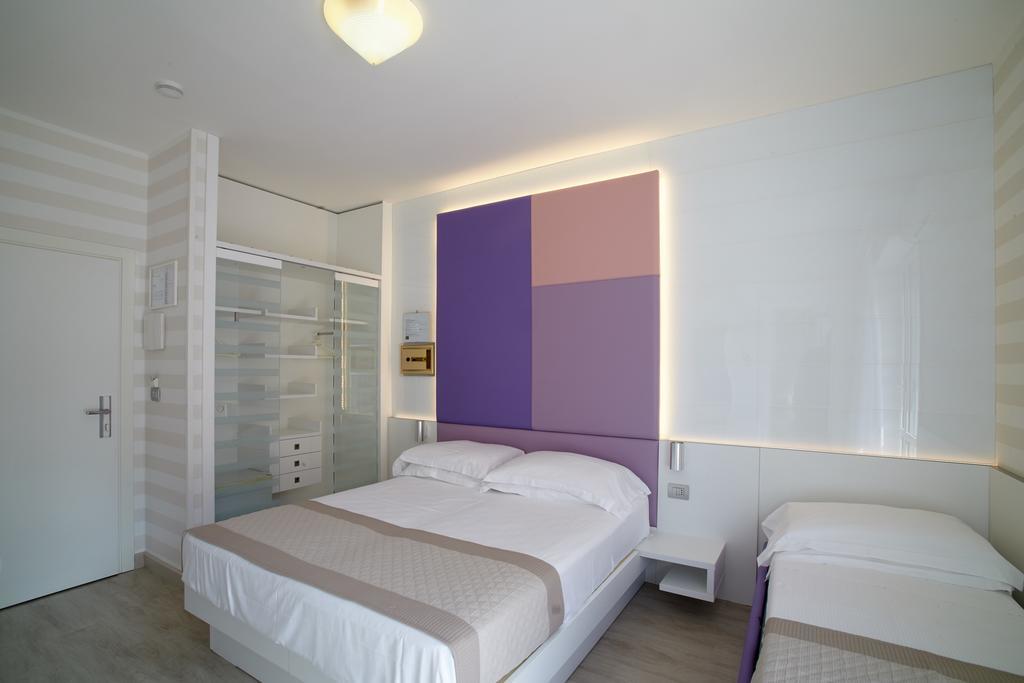 Hotel Helen Caorle Esterno foto