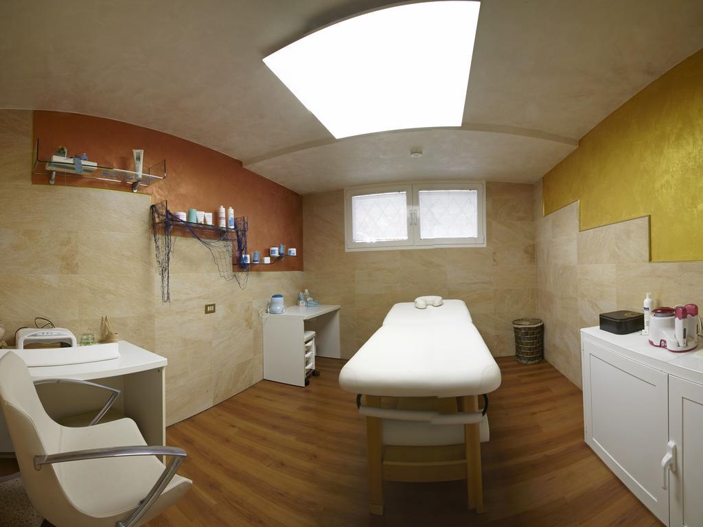 Hotel Helen Caorle Esterno foto